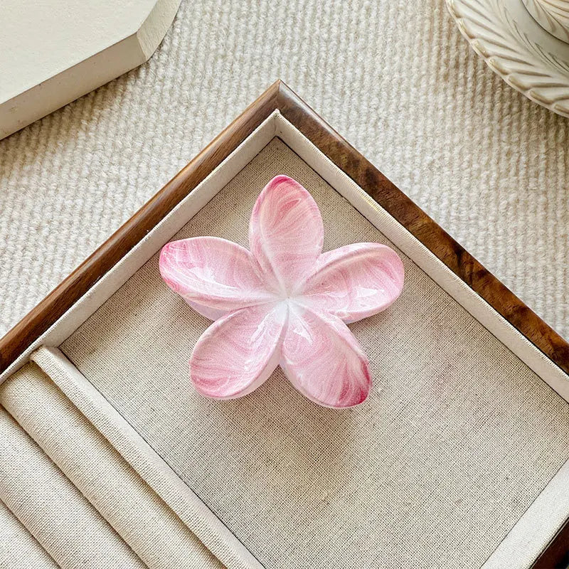 8CM Fashion Flower Shark Hair Clips, Printed Plumeria Plastic Hair Claw Clips for Women