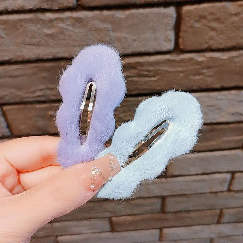 Cute Plush Hair Clips for Girls Adorable Cloud Shaped Hairpins for Kids Daily Hairstyling Accessories