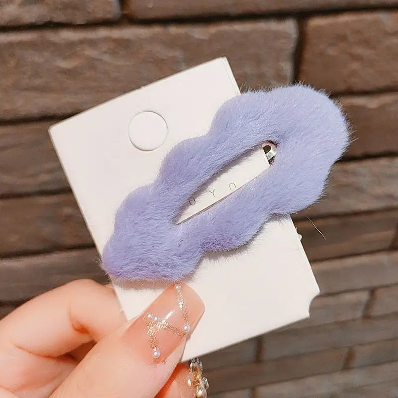 Cute Plush Hair Clips for Girls Adorable Cloud Shaped Hairpins for Kids Daily Hairstyling Accessories
